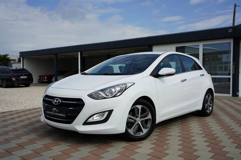 i30