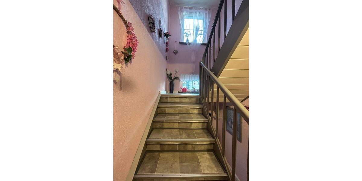 Reihenmittelhaus Lüdenscheid - 1 Zimmer, 150 m&sup2;, 320.000&euro; | Angebot:26343932