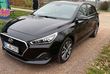 Hyundai i30 108.300 km 10.500 &euro; Freiburg 79112