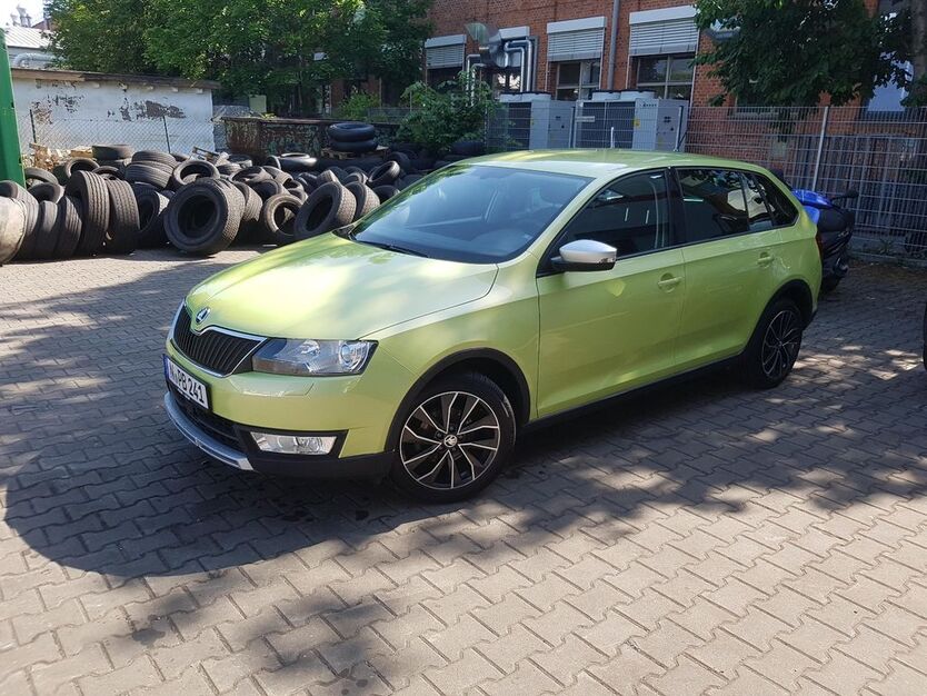 Skoda Rapid 118.000 km 8.600 € Nürnberg 90449