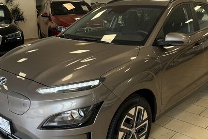 Hyundai KONA 42.729 km 17.000 &euro; Bonn 53227