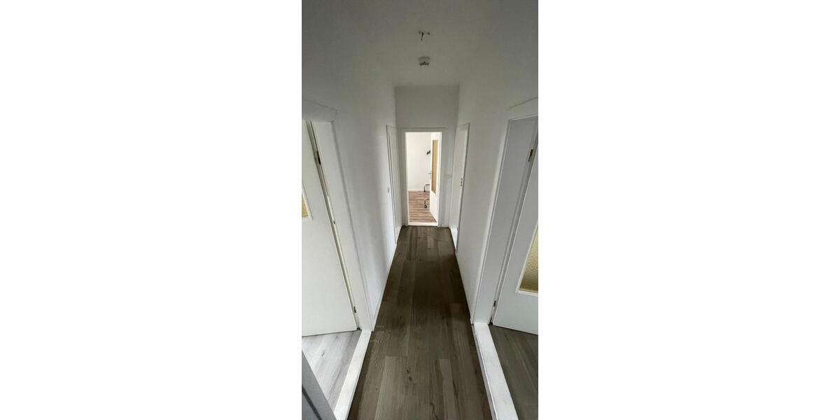 Dachgeschoßwohnung Wesenberg - 3 Zimmer, 56 m&sup2;, 680&euro; | Angebot:26130179