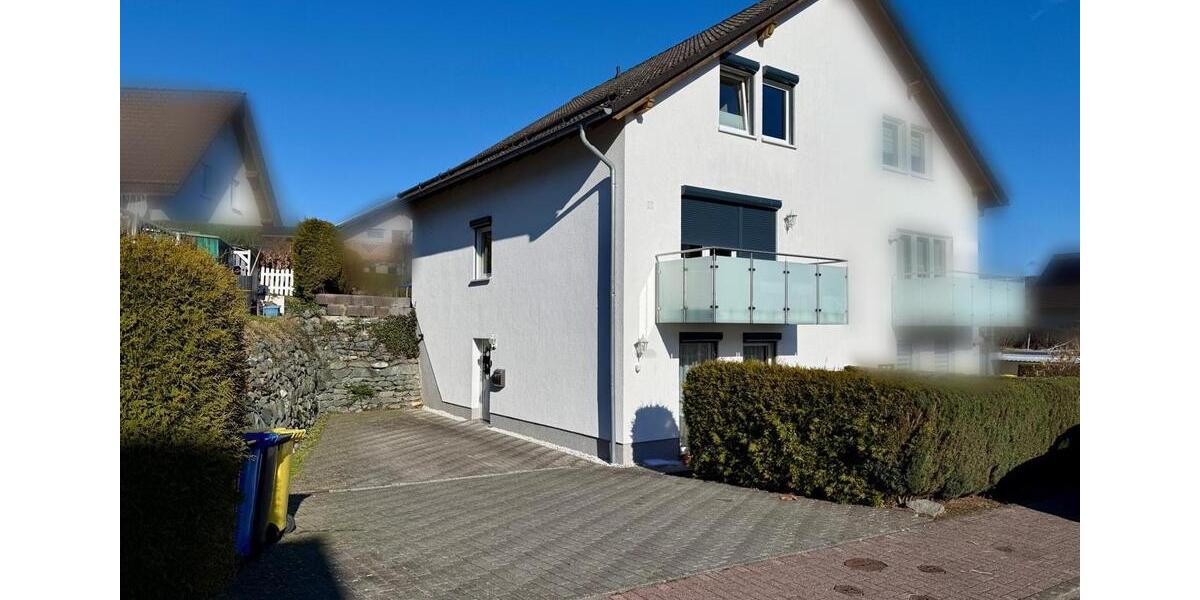 Doppelhaushälfte Bad Laasphe - 5 Zimmer, 140 m&sup2;, 285.000&euro; | Angebot:26383058
