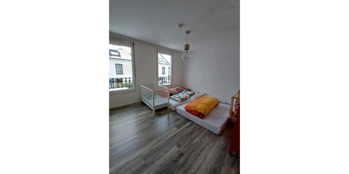 Einfamilienhaus Neubiberg - 5 Zimmer, 145 m&sup2;, 1.400&euro; | Angebot:24820193