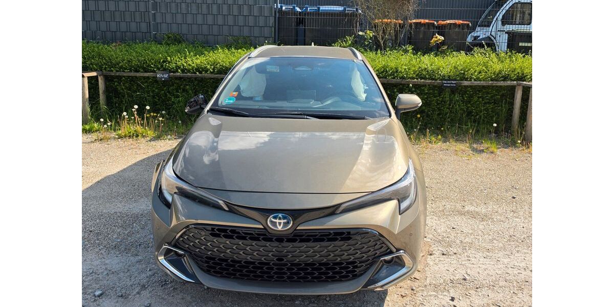 Toyota Corolla 125.000 km 13.999 &euro; Stuttgart 70569