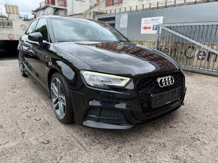 Audi A3 156.000 km 14.999 € Hamburg 22111