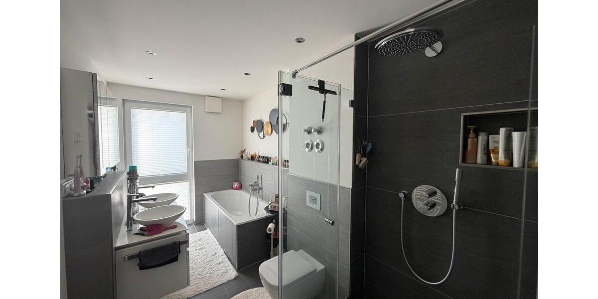 Etagenwohnung Hochheim am Main - 3 Zimmer, 88 m&sup2;, 440.000&euro; | Angebot:26088751