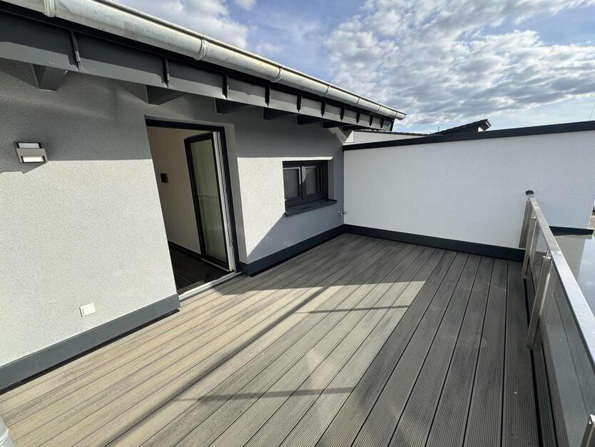 Offenbach Bieber Neubau RHM 5xZimmer 3xBäder+Gäste WC