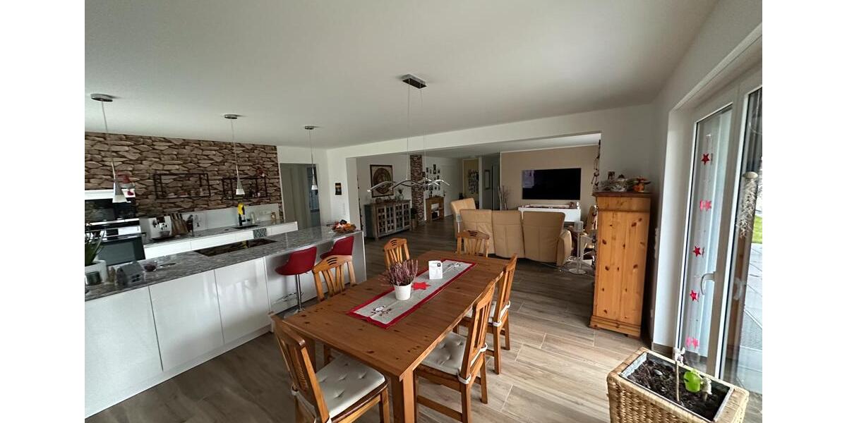 Erdgeschoßwohnung Alpen - 3 Zimmer, 127 m&sup2;, 530.000&euro; | Angebot:25046962