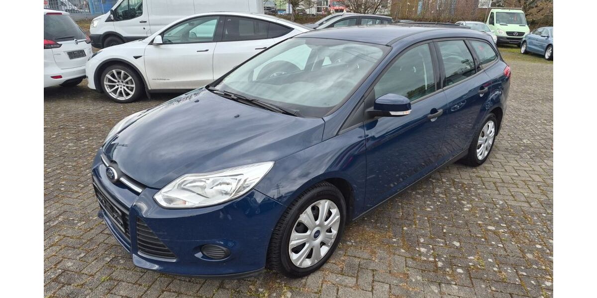 Ford Focus 175.000 km 1.950 &euro; Wesseling 50389