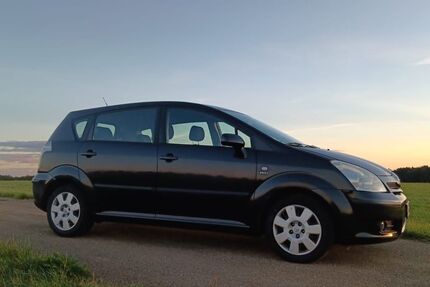Toyota Corolla Verso 185.000 km 3.600 &euro; Benzingen 72474
