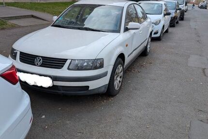 VW Passat 145.000 km 800 &euro; Dresden 01237