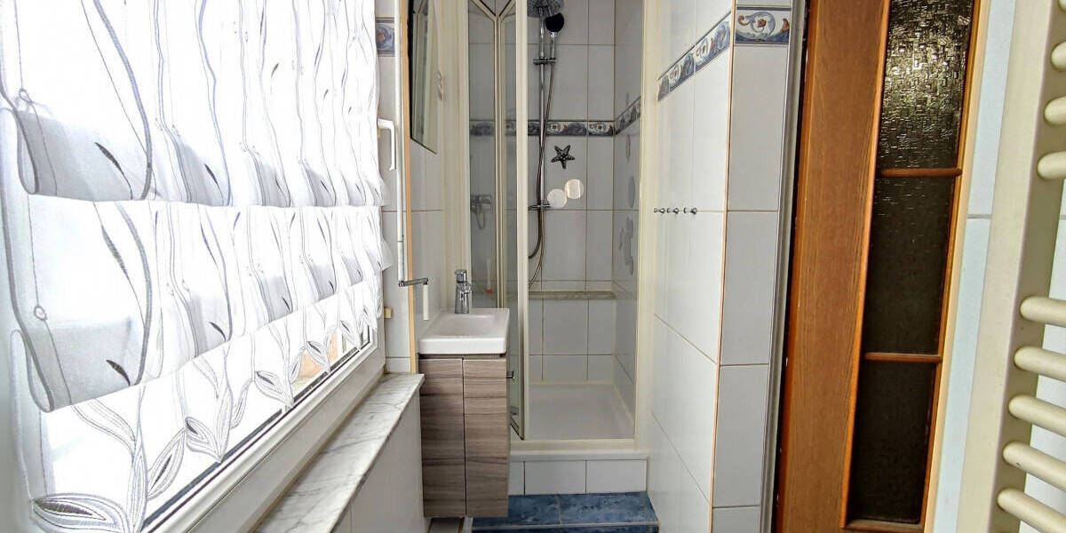 Einfamilienhaus mit Wintergarten, Carport und hübschen Grundstück in Greppin 4 zimmer