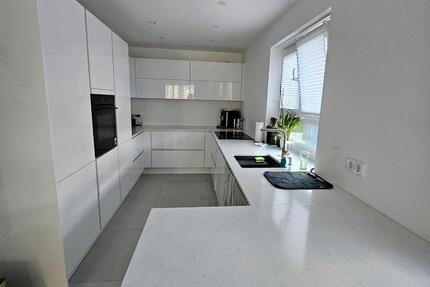 *Ohne Makler*Gehobenes Einfamilienhaus mit Smarthome 6 zimmer