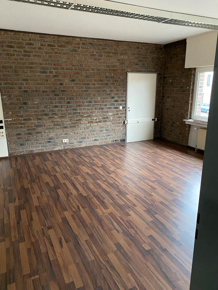 Zentrale BüroGewerbefläche in Bergheim - ab sofort verfügbar zimmer