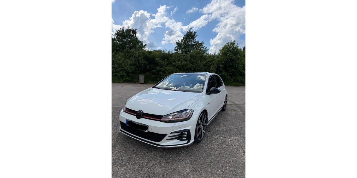 VW Golf 98.900 km 21.900 &euro; Mühl Rosin 18676