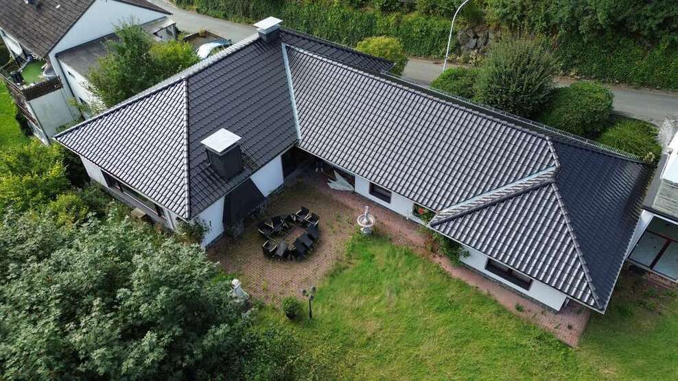Haus zum Kaufen in Werdohl 449.000 € 241 m²
