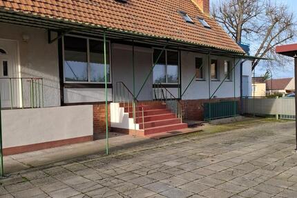 Haus Guben - 6 Zimmer, 200 m&sup2;, 980&euro; | Angebot:26286595