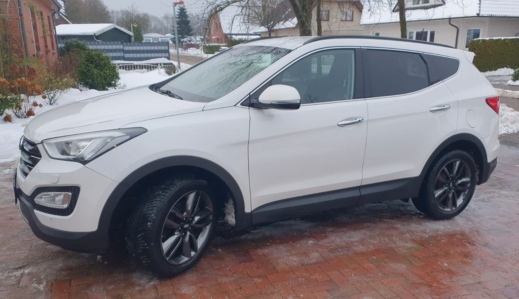 Hyundai SANTA FE 175.700 km 16.500 &euro; Emden 26723