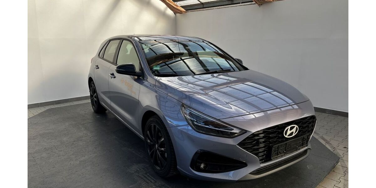 Hyundai i30 3.851 km 22.990 &euro; Magdeburg 39116