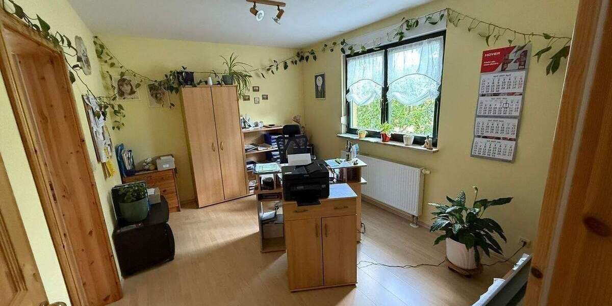 Einfamilienhaus Weißenfels Wengelsdorf - 8 Zimmer, 250 m&sup2;, 435.000&euro; | Angebot:25818951