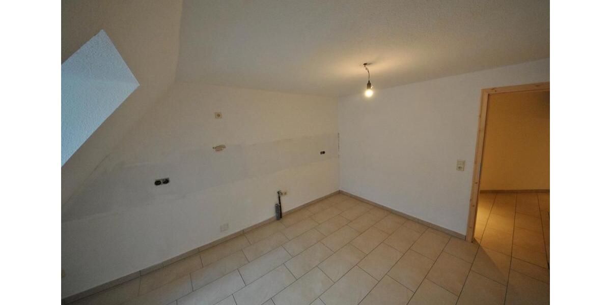 Dachgeschoßwohnung Bischofswerda - 2 Zimmer, 60 m&sup2;, 410&euro; | Angebot:26394896