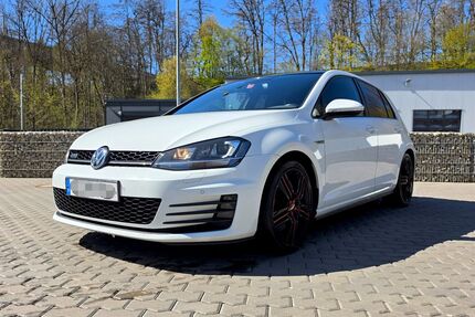 VW Golf 136.060 km 13.990 &euro; Friedrichsthal 66299