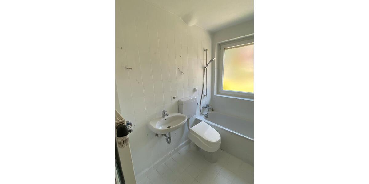 Erdgeschoßwohnung Bayreuth Meyernberg - 3 Zimmer, 64 m&sup2;, 200.000&euro; | Angebot:27135200