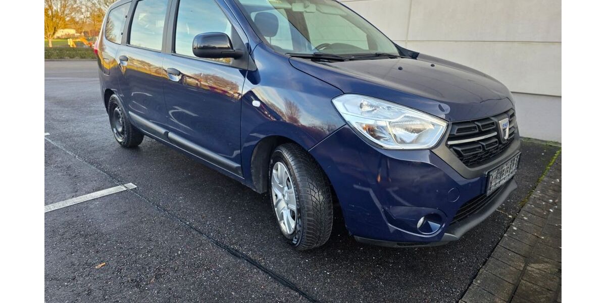 Dacia Lodgy 153.048 km 8.400 &euro; Offenburg 77656