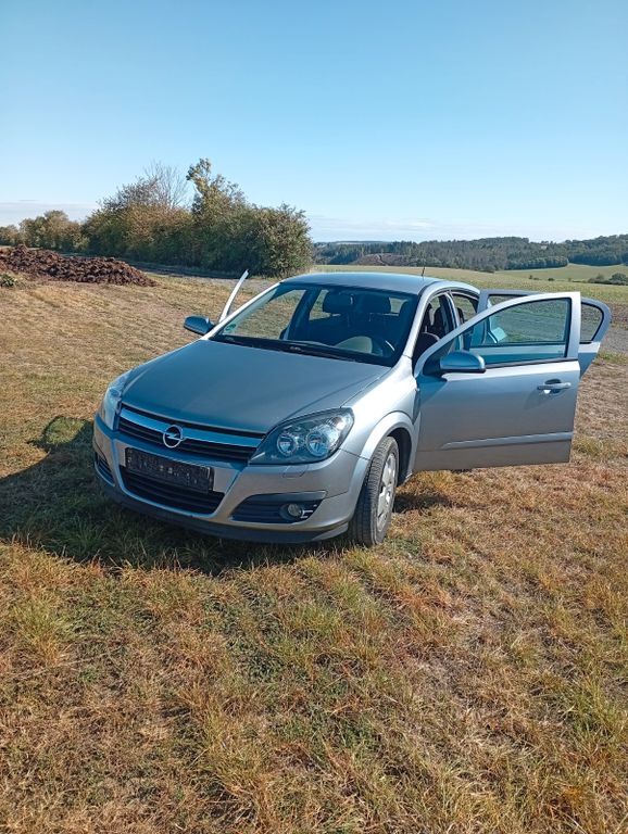 Opel Astra 154.740 km 2.899 € Löhma 07907