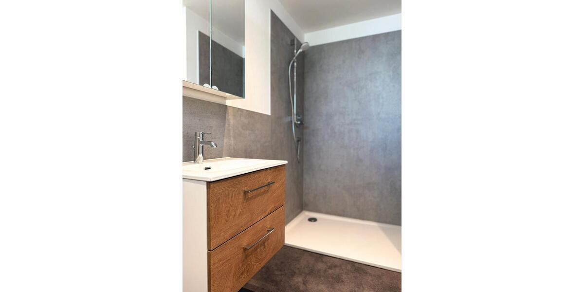 Etagenwohnung Tiefenbach - 3 Zimmer, 72 m&sup2;, 849&euro; | Angebot:26663374