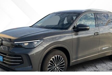 VW Tiguan 8.954 km 41.400 € Erding 85435