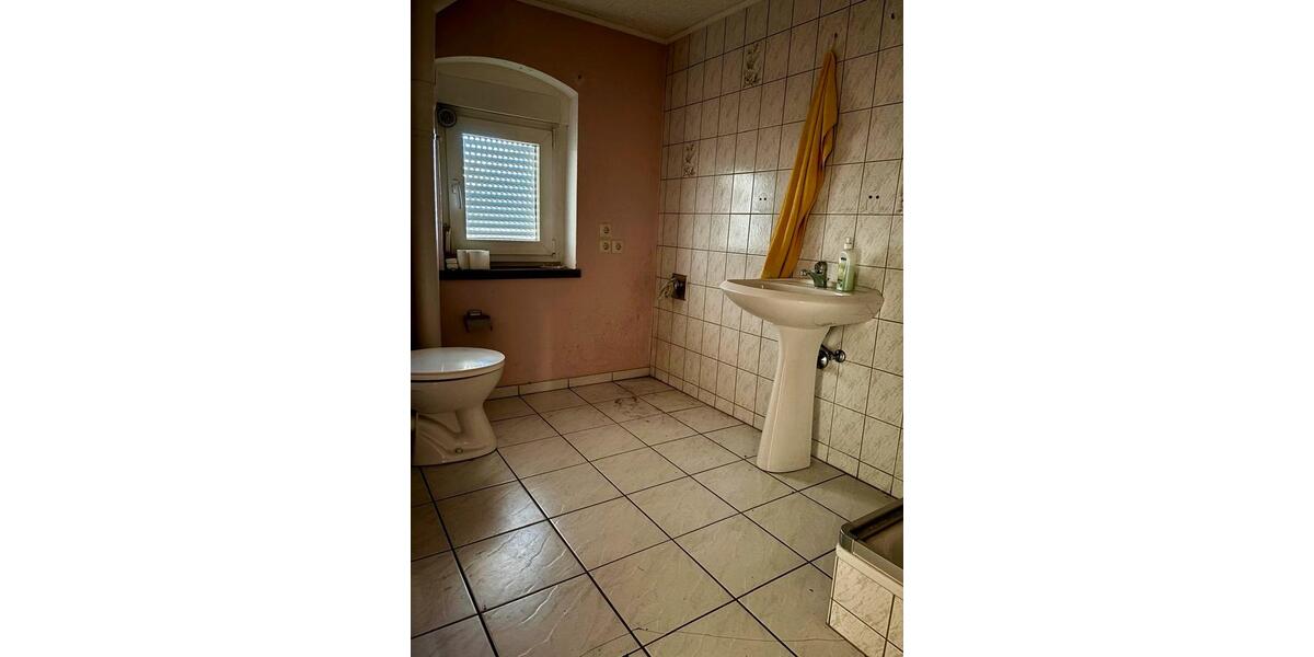 Einfamilienhaus Jessen (Elster) - 4 Zimmer, 100 m&sup2;, 120.000&euro; | Angebot:26977344