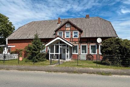 Haus Lübbow - 8 Zimmer, 130 m&sup2;, 245.000&euro; | Angebot:26348782