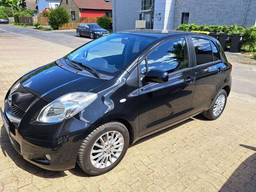 Yaris