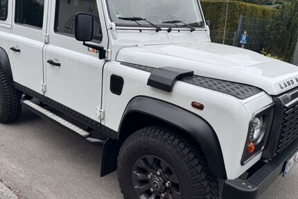 Land Rover Defender 48.900 km 59.900 &euro; München 81477