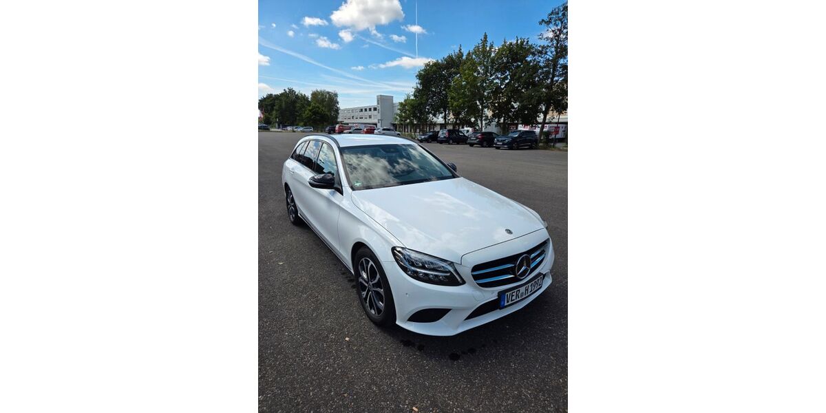 Mercedes-Benz C 180 64.000 km 21.500 &euro; Hellwege 27367