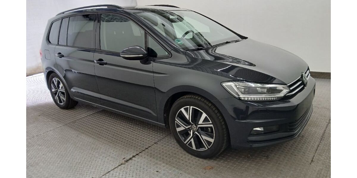 VW Touran 15.280 km 29.999 &euro; Greiz 07973
