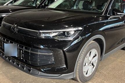 VW Tiguan 33.590 km 30.740 &euro; Wackersdorf 92442