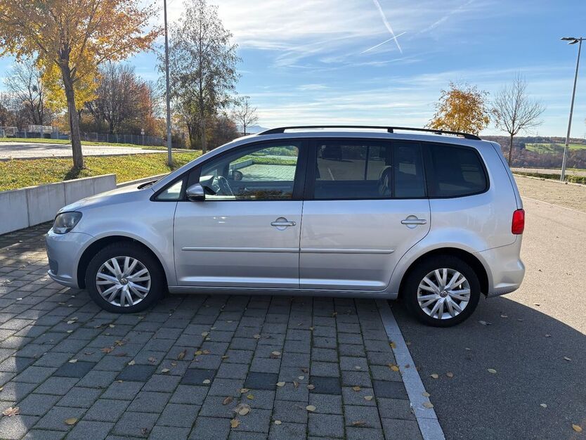 VW Touran 197.500 km 7.700 € Uhingen 73066