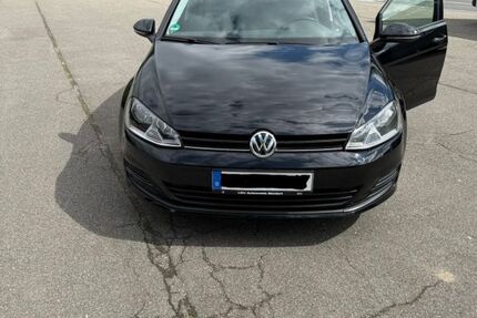 VW Golf 147.000 km 6.200 &euro; Großmaischeid 56276