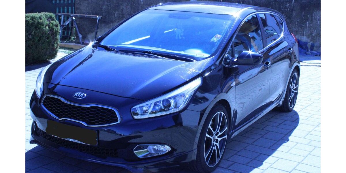 Kia ceed / Ceed 77.610 km 8.699 &euro; Röhrnbach 94133