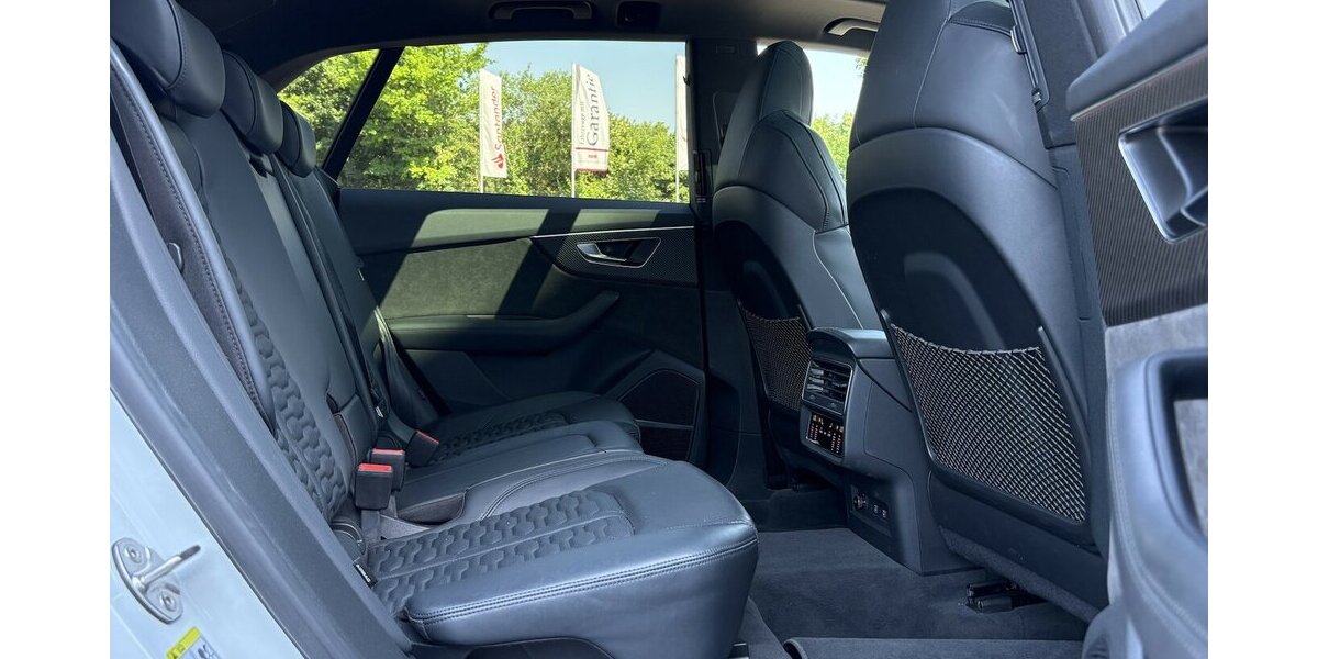 Audi RSQ8 4.0 TFSI quattro 360°/PANO/MEMORY/1.HAND 43.321 km 99.900 &euro; Villingen-Schwenningen 78054