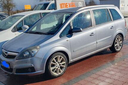 Opel Zafira 249.000 km 3.000 &euro; Gäufelden 71126