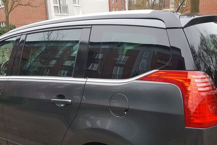 Peugeot 5008 225.035 km 7.000 € Hamburg 21077