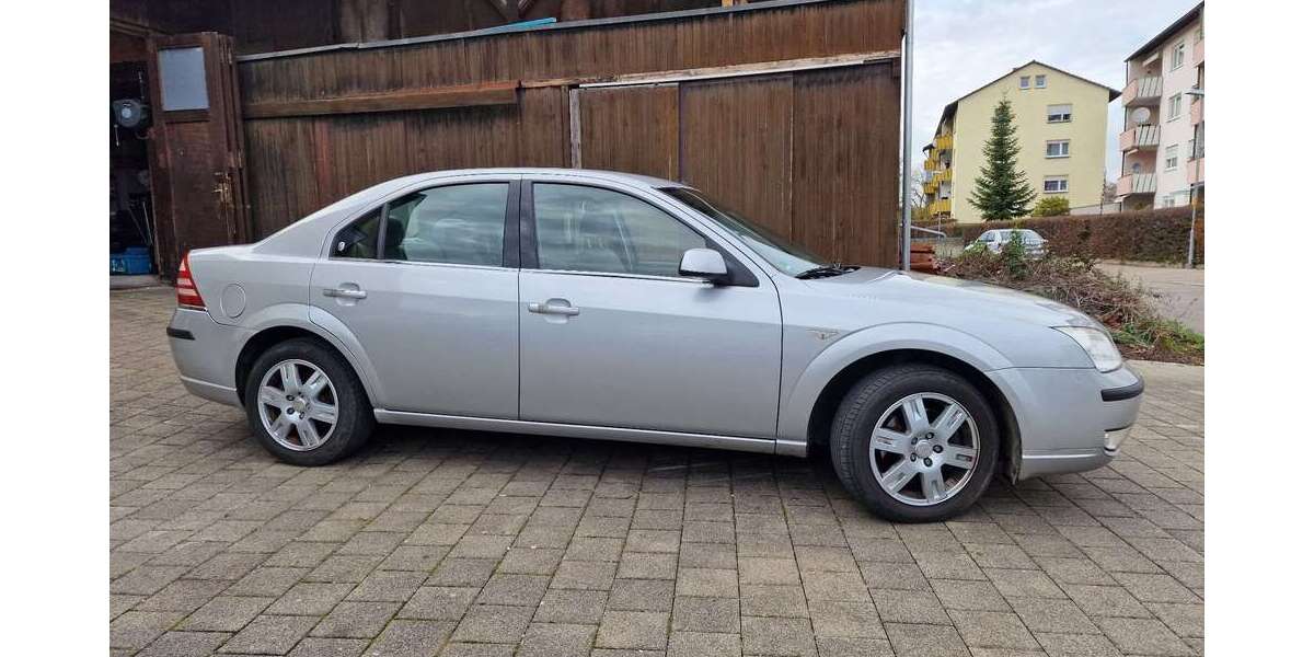 Ford Mondeo 260.000 km 1.799 &euro; Salach 73084