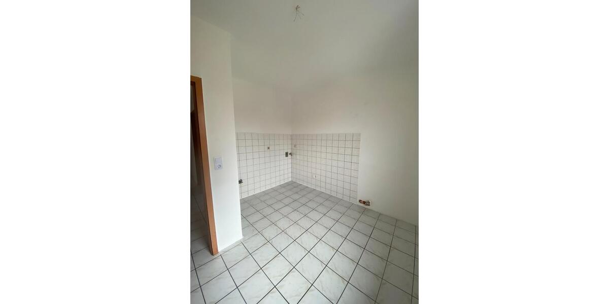 Etagenwohnung Eschwege - 3 Zimmer, 105 m&sup2;, 725&euro; | Angebot:26385795