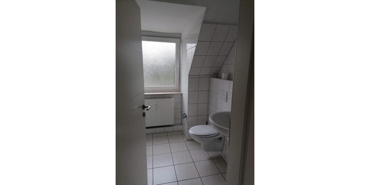 Dachgeschoßwohnung Sulingen - 3 Zimmer, 70 m&sup2;, 650&euro; | Angebot:25648584