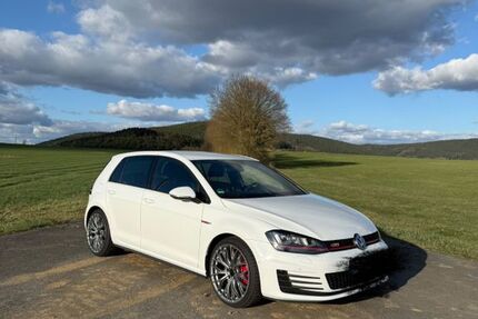 VW Golf 90.000 km 17.500 &euro; Küps 96328