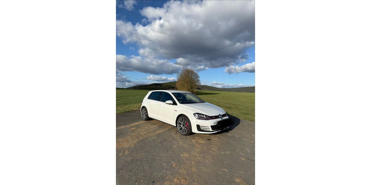 VW Golf 90.000 km 17.500 &euro; Küps 96328